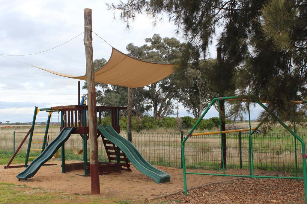 מלון דובו Aussie Cabins מראה חיצוני תמונה